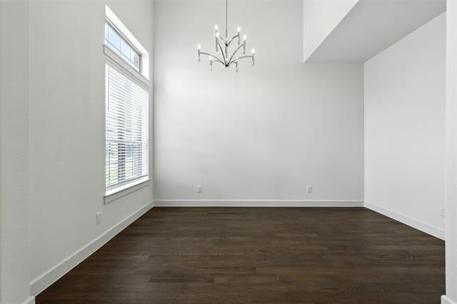 Foto del edificio - 13957 Woodford Ln