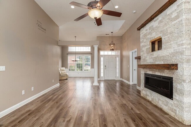 Foto del edificio - 4734 Harvest Dr