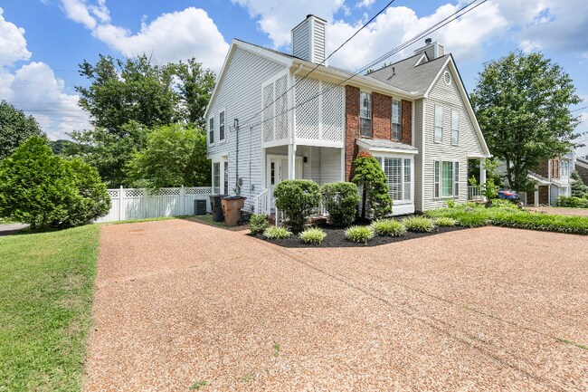 Foto del edificio - 5742 Brentwood Meadows Cir