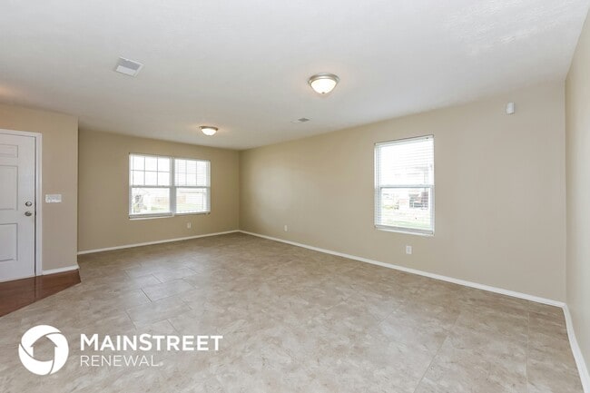 Building Photo - 2856 Park Knoll Dr