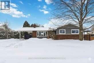 Building Photo - 1398 Jamison Ave