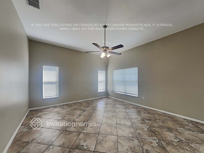 Foto del edificio - 6032 Cason Way