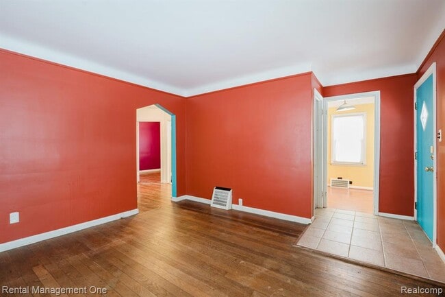 Foto del edificio - 3354 Monroe St