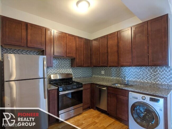 Foto del edificio - 635 W Oakdale Ave