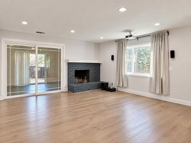 Building Photo - 4610 Chateau Park Ct