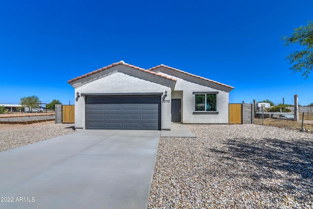 Primary Photo - 3370 W Madera Dr