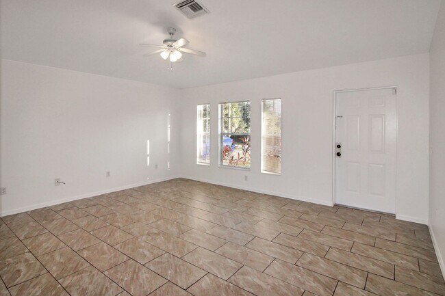 Foto del edificio - North Port Annual Home for Rent