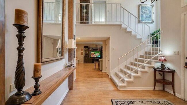 Building Photo - 7722 Windmill Hill Street