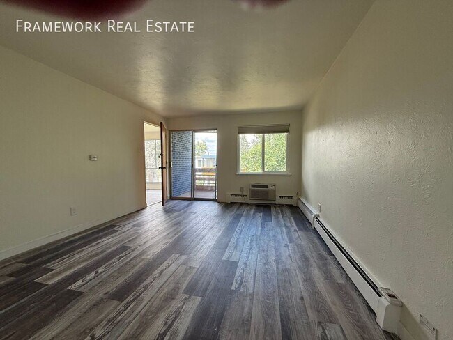 Foto del edificio - 1681 Reed St