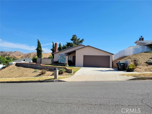 Building Photo - 3767 Madras Dr