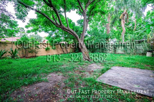 Building Photo - 7300 Princeton Dr