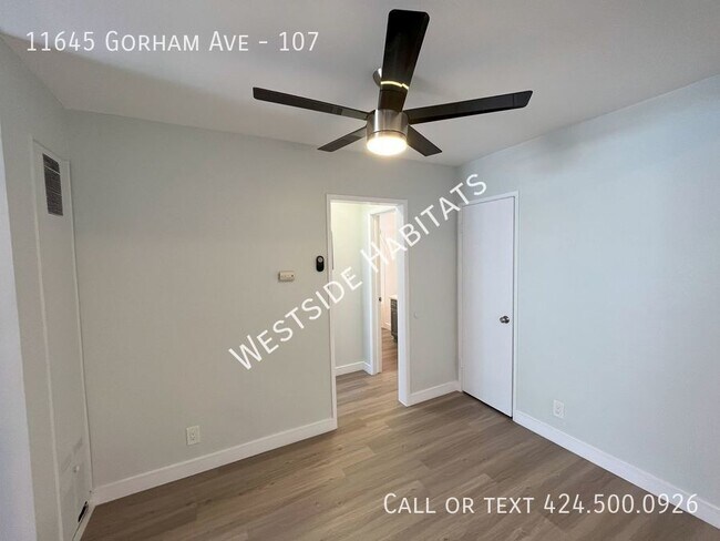 Foto del edificio - 11645 Gorham   - Gorgeous, fully renovated...