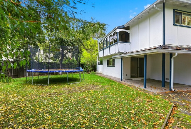 Foto del edificio - 339 Vine St