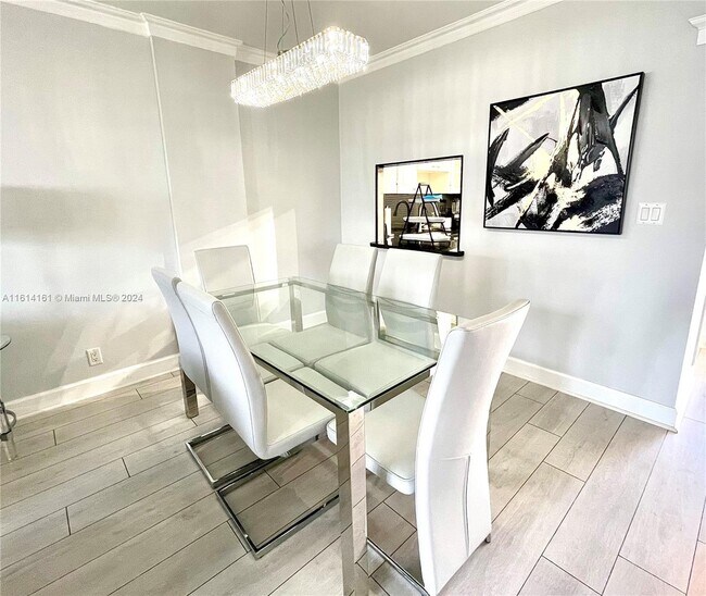 Foto del edificio - 3181 S Ocean Dr