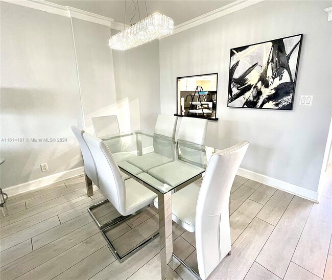 Building Photo - 3181 S Ocean Dr