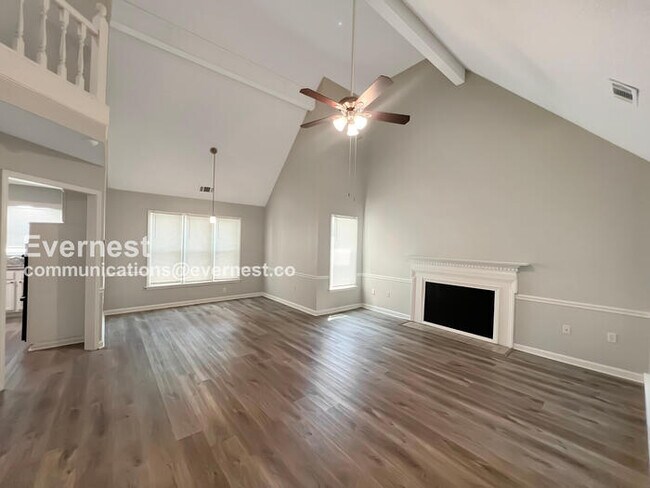 Foto del edificio - 4304 Ash Creek Cove