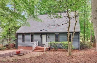 Building Photo - 4500 Heritage Woods Ln