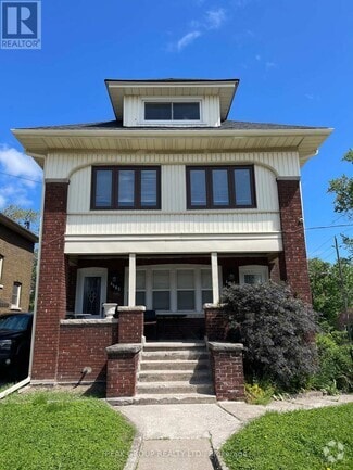 Building Photo - 4961 Armoury St