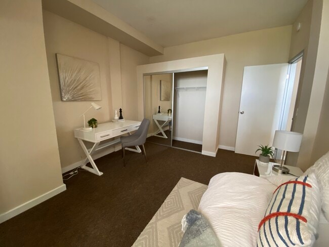 2 Bed 2 Bath - University Village