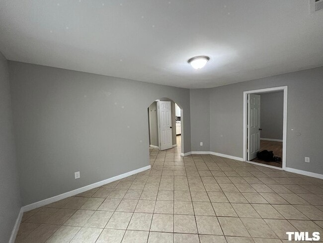 Foto del edificio - 316 W Chestnut Ave