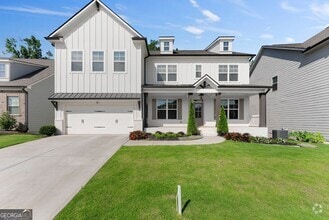Building Photo - 4656 Silver Oak Dr