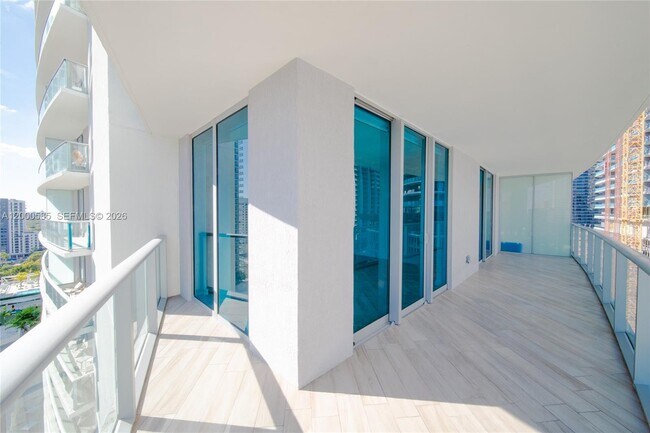 Foto del edificio - 1100 S Miami Ave