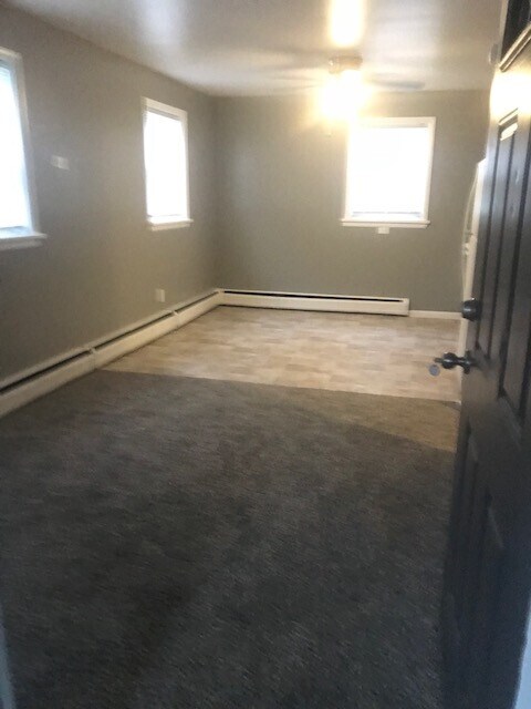Foto del edificio - 2114 Market Ave N, Canton 10 Unit