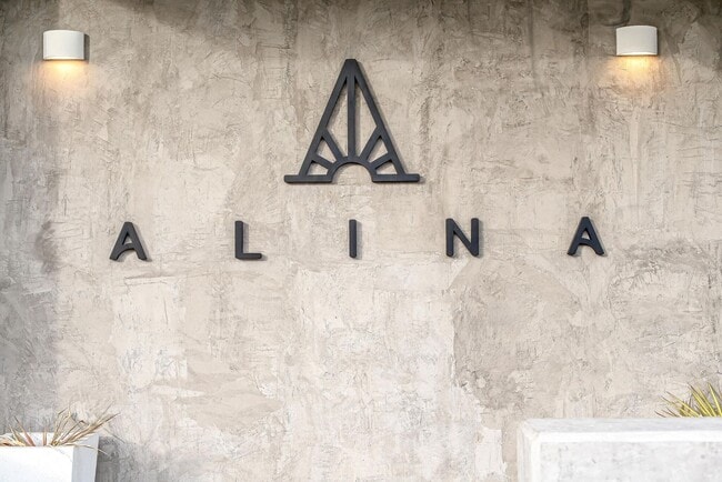 Photo - Stunning one bedroom unit in The Wedgewood section of town. Apartment