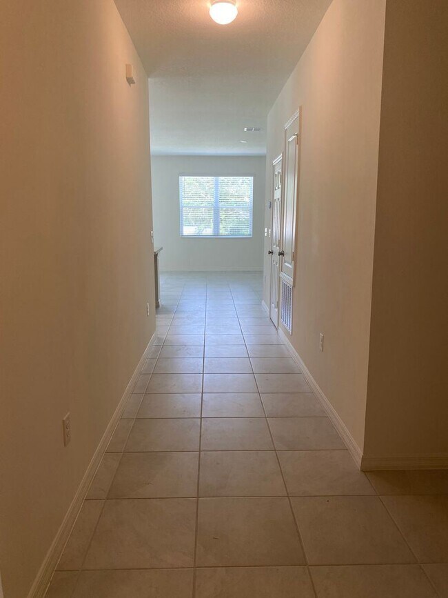 Foto del edificio - 4 br, 2 bath House - 7163 CRUZ COURT