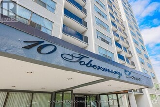 Building Photo - 10-1010 Tobermory Dr