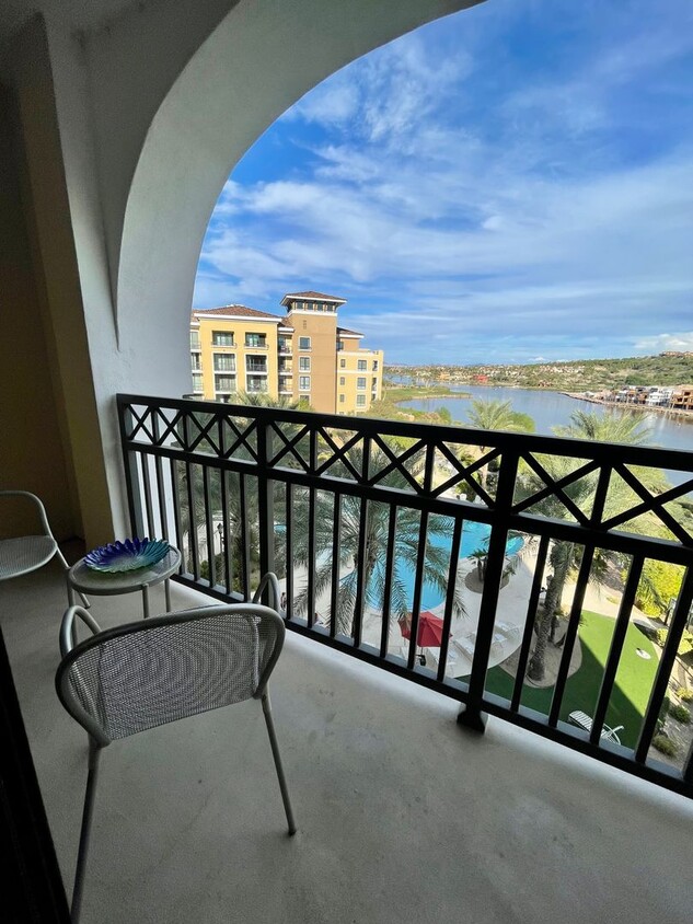 Foto principal - Lake Las Vegas Condo with STUNNING VIEWS!