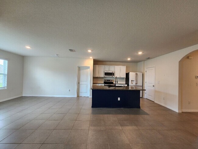 Building Photo - Gorgeous 2020 Construction, LIKE NEW!!! 3-Bedroom, 2-Bathroom