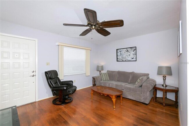 Foto del edificio - 4932 Ilener St