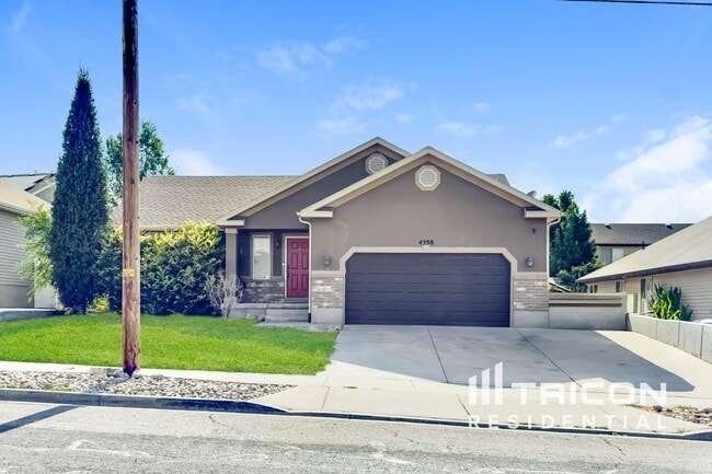 Building Photo - 4598 6000 W