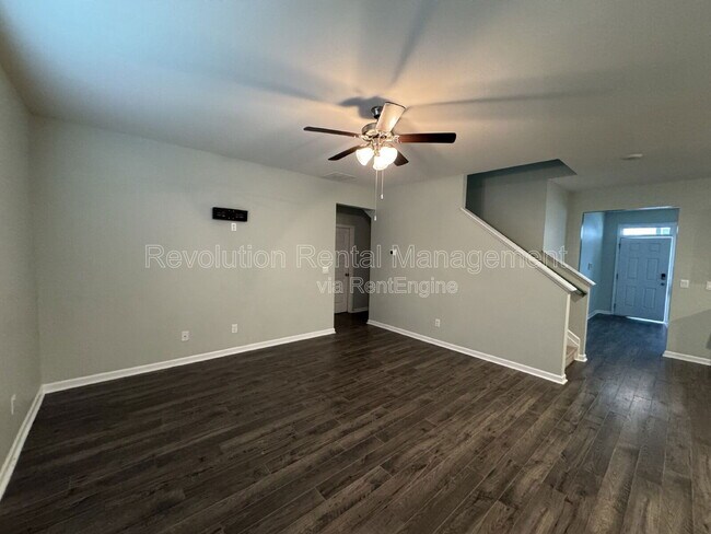 Foto del edificio - 83 Echo Ct