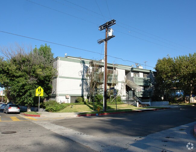Building Photo - Laurelwood Apartments