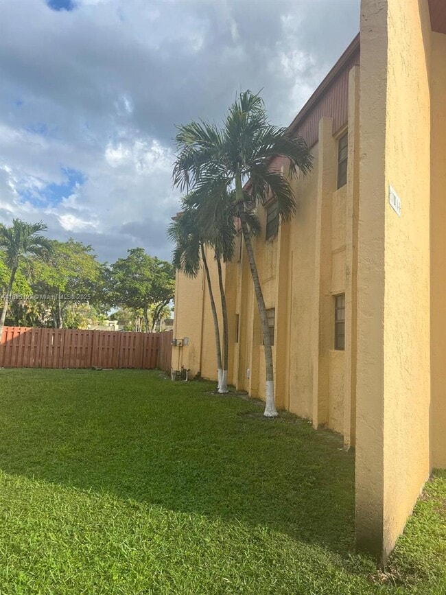 Building Photo - 13701 SW 84th St
