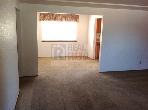 Building Photo - 6026 S Wapato Lake Dr