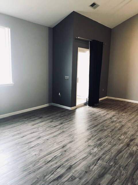 Building Photo - 2460 Thunder Mountain Drive