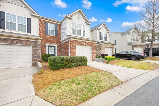 Photo - 2452 Royal York Ave Townhome