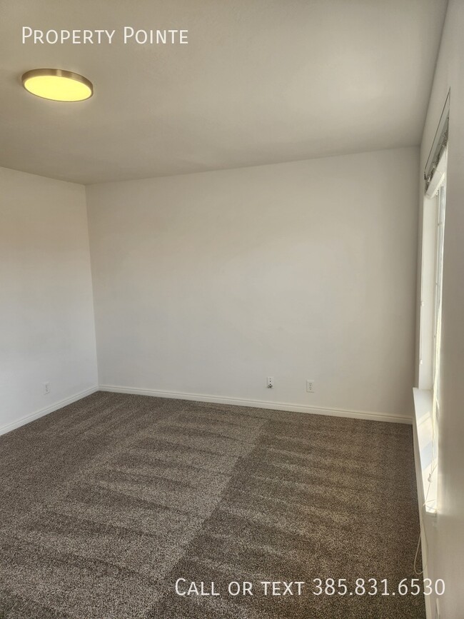 Foto del edificio - Hunters Cove Townhomes