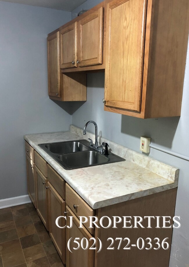 Foto del edificio - 697 S 44th St