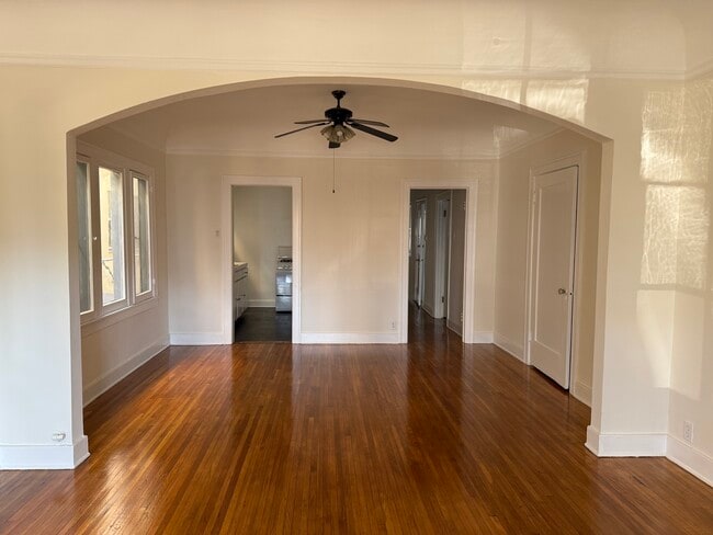 Dining Room - 536 N Spaulding Ave