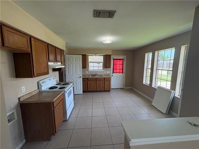 Building Photo - 9100 Titans Dr