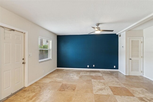 Foto del edificio - 1470 N Dixie Hwy