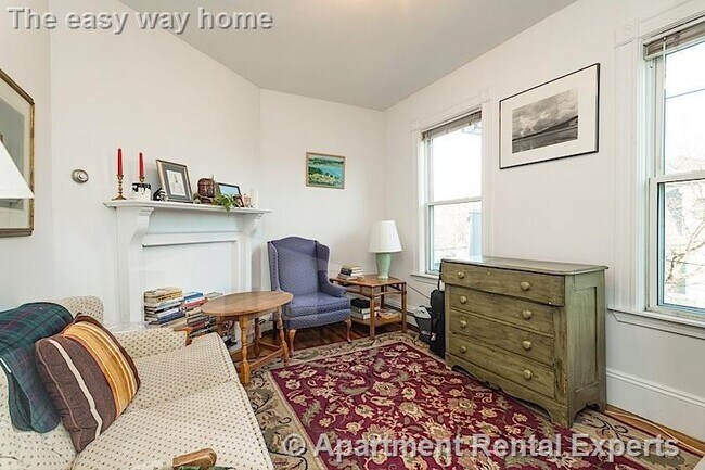 Photo - 137 Columbia St Apartment