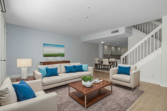 Building Photo - Townhouse in Village Walk of Bonita Springs