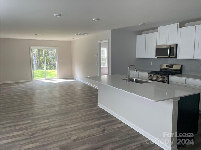 Building Photo - 10309 Chatham Run Ln