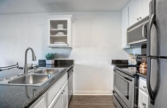 Building Photo - 4860 Rolando Ct