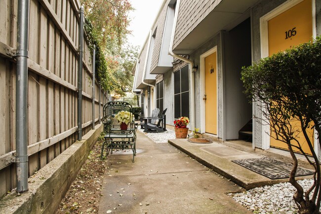 Foto del edificio - Bowser